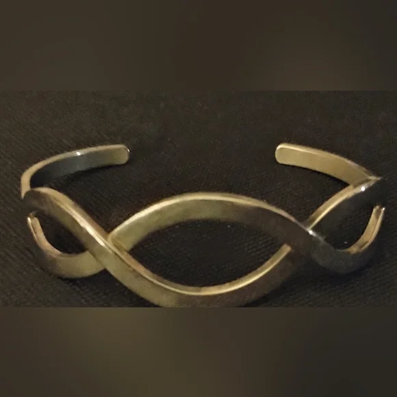 Sterling Silver Swirl Bangle Cuff Bracelet - Picture 1 of 4